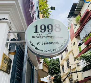 Bảng vẫy mica tròn 